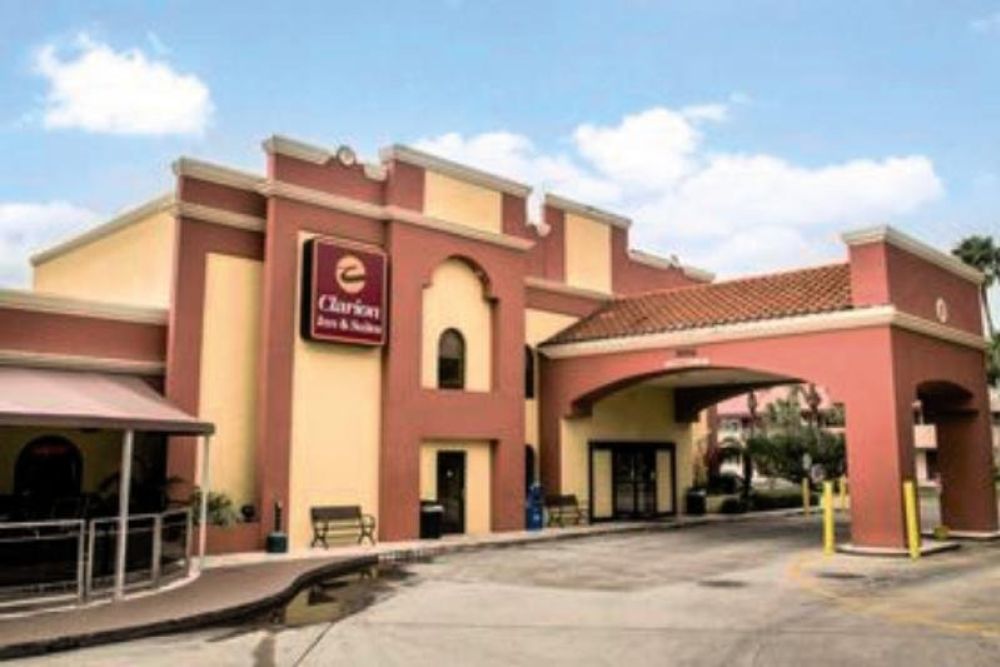 Hotel Clarion Inn Suites At International Drive In Orlando