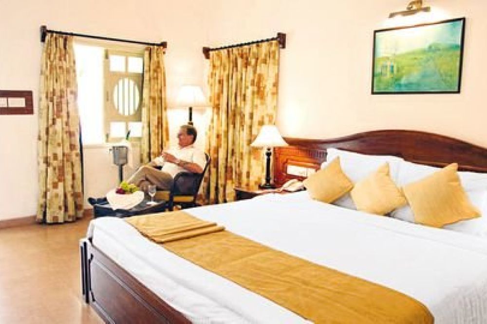 Hotel Dona Sylvia Beach Resort In Cavelossim Goa Bei